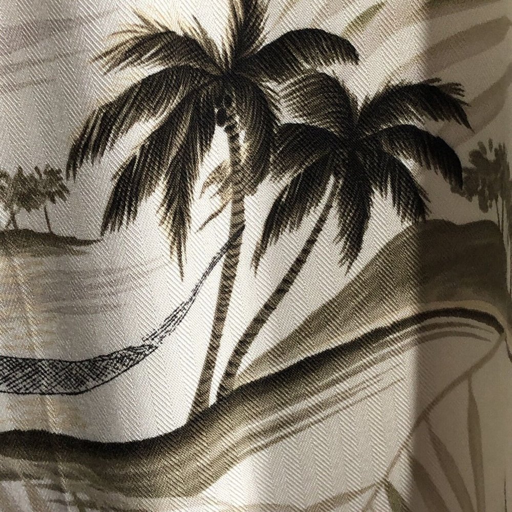 Go Barefoot Aloha Hawaiian Tiki Shirt Beige Dark Green Palm Trees Medium - Picture 2 of 10